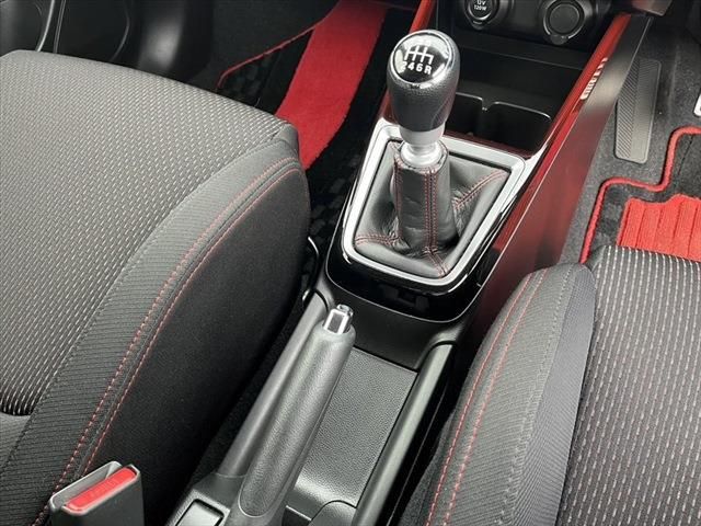 Suzuki SWIFT 2019-03 185219-25