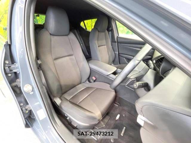 Mazda MAZDA3 2019-07 243959-8