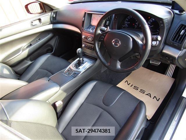 Nissan SKYLINE 2013-08 210841-5