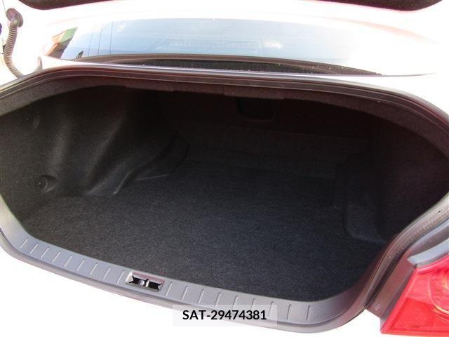 Nissan SKYLINE 2013-08 210841-7