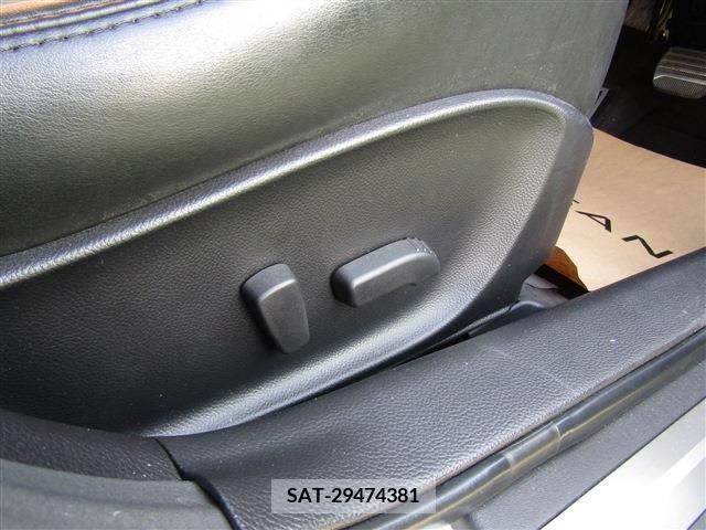 Nissan SKYLINE 2013-08 210841-16