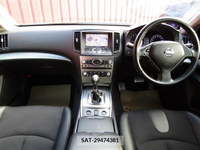 Nissan SKYLINE 2013-08 210841-2