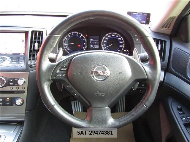 Nissan SKYLINE 2013-08 210841-10