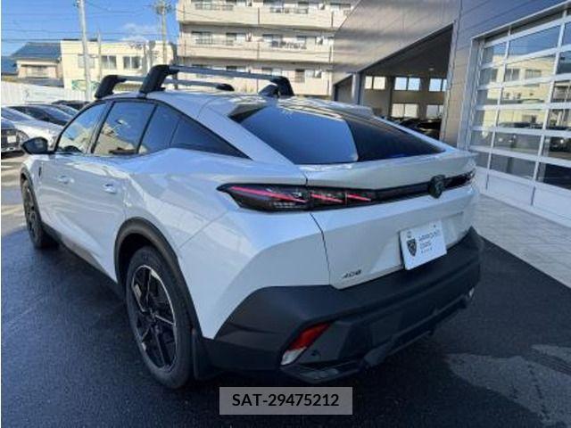 Peugeot 408 2023-06 317378-18