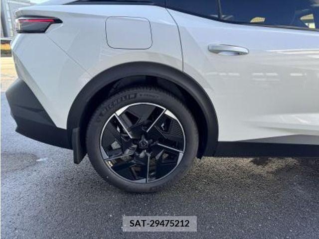 Peugeot 408 2023-06 317378-14