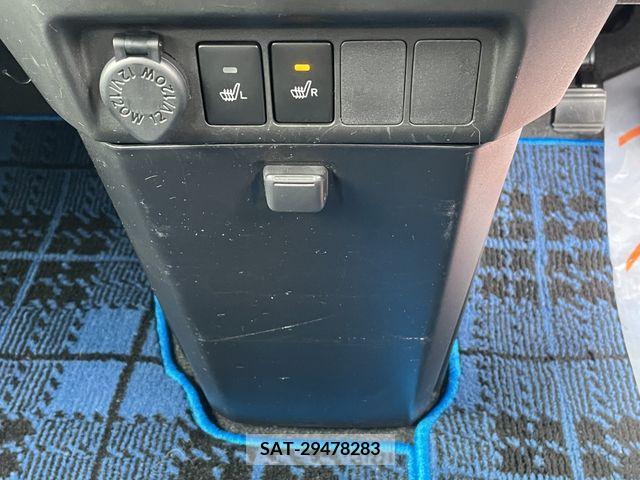 Toyota TANK 2019-03 381353-19