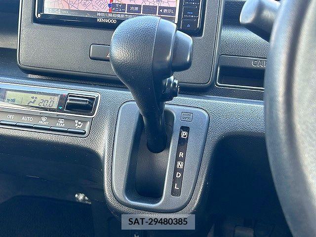 Suzuki WAGON R 2017-10 311899-19