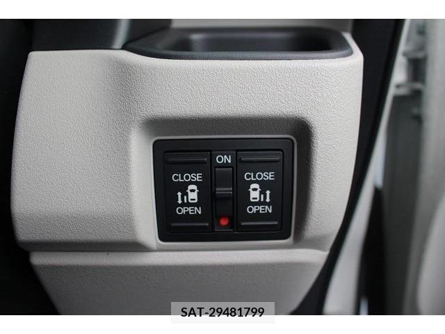 Honda N BOX 2023-12 239628-2