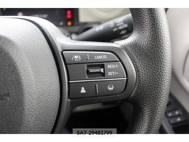 Honda N BOX 2023-12 239628-1