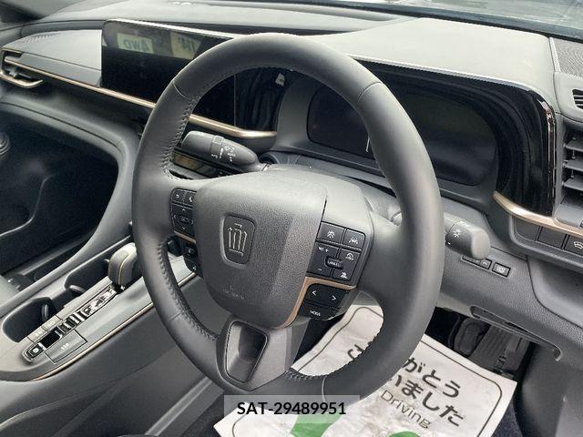 Toyota CROWN 2023-05 206631-8