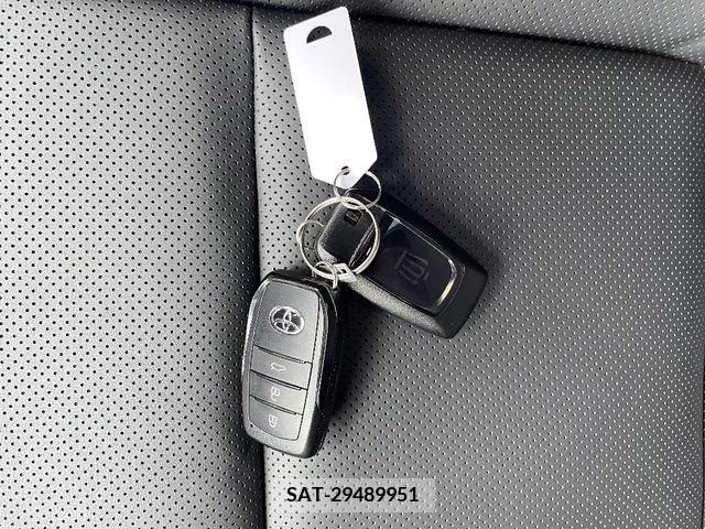 Toyota CROWN 2023-05 206631-9