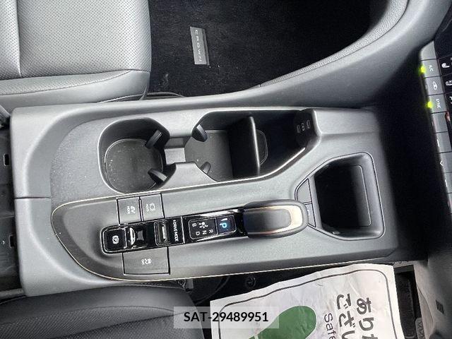 Toyota CROWN 2023-05 206631-15