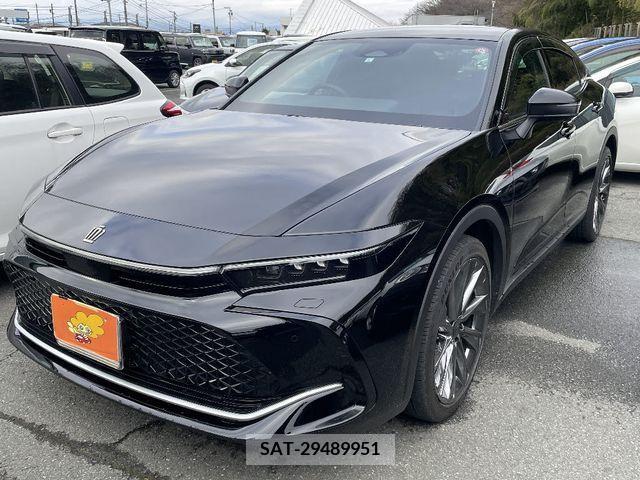 Toyota CROWN 2023-05 206631-1
