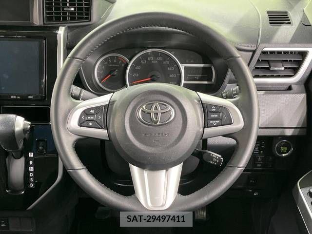 Toyota ROOMY 2018-11 215350-11