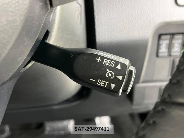 Toyota ROOMY 2018-11 215350-6