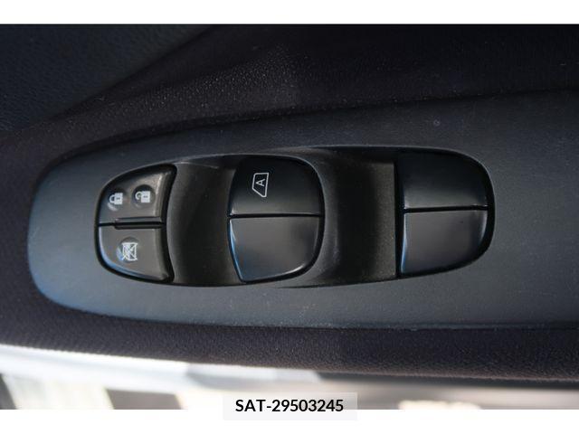 Nissan SERENA 2011-08 208642-16