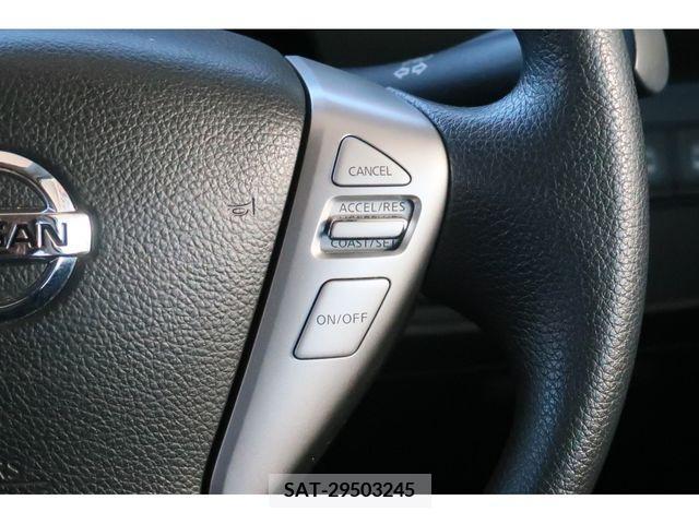 Nissan SERENA 2011-08 208642-11