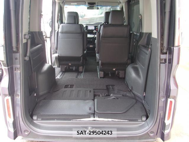 Honda e 2017-09 331207-18