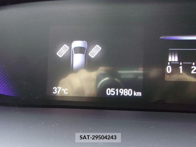 Honda e 2017-09 331207-8