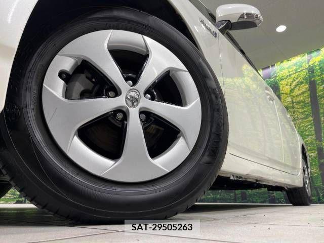 Toyota PRIUS 2012-06 335485-13