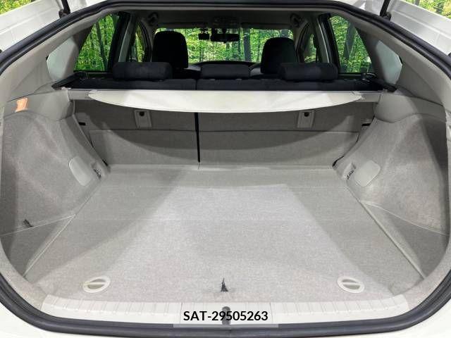 Toyota PRIUS 2012-06 335485-10