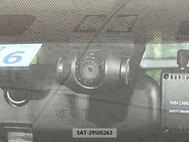 Toyota PRIUS 2012-06 335485-4