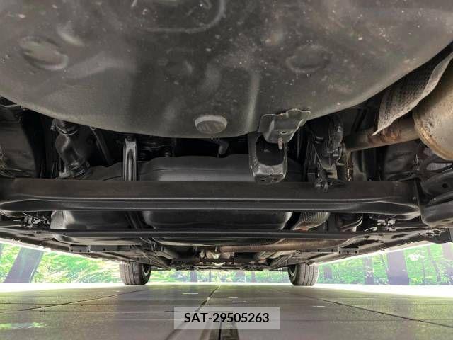 Toyota PRIUS 2012-06 335485-19