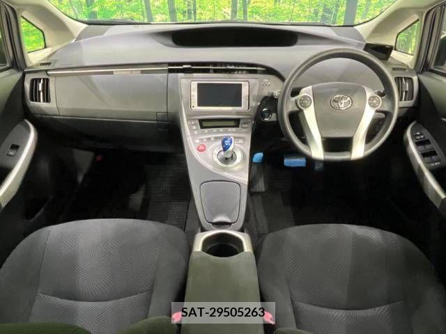 Toyota PRIUS 2012-06 335485-1