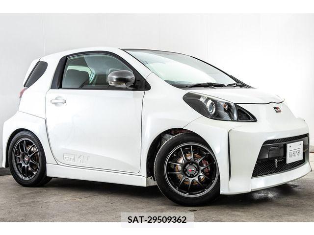 Toyota IQ 2012-11 361865-5