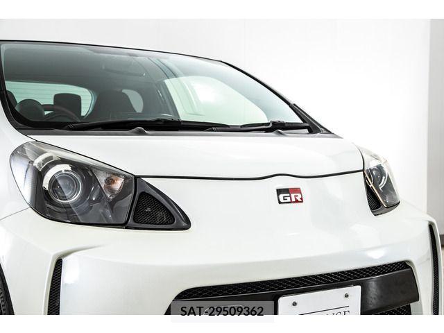 Toyota IQ 2012-11 361865-14