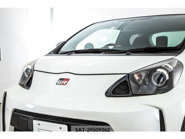 Toyota IQ 2012-11 361865-13