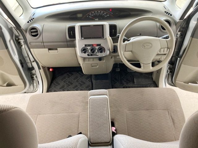 Daihatsu TANTO 2011-10 181453-1