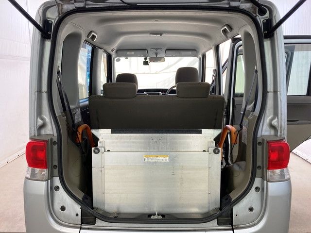 Daihatsu TANTO 2011-10 181453-11
