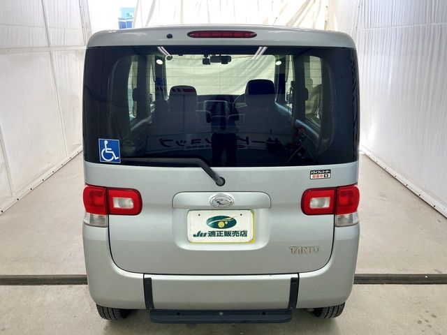 Daihatsu TANTO 2011-10 181453-6