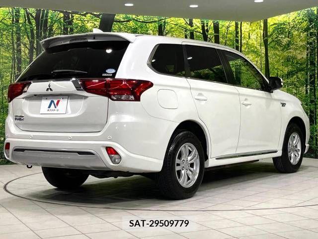 Mitsubishi OUTLANDER PHEV 2019-09 222037-17