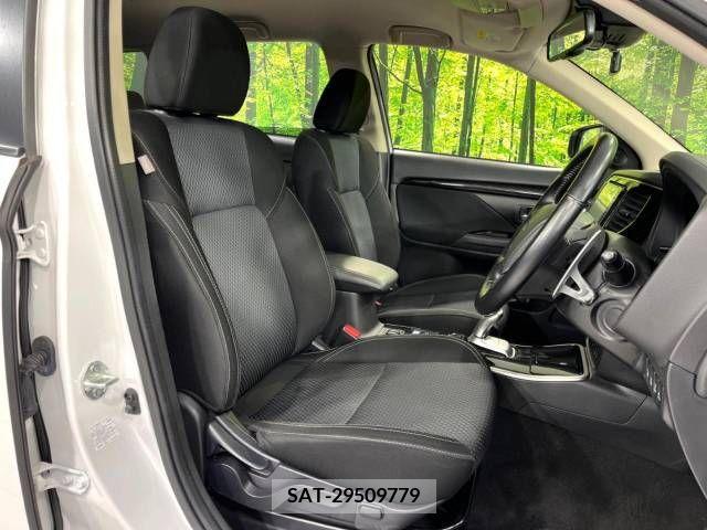 Mitsubishi OUTLANDER PHEV 2019-09 222037-8