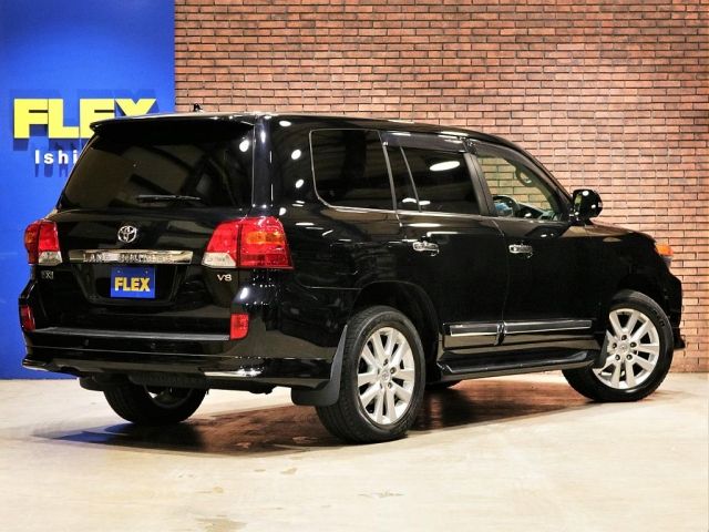 Toyota LAND CRUISER 2013-01 11200-2