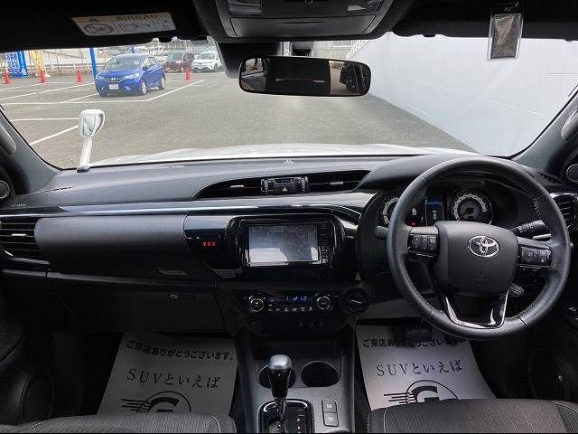 Toyota HILUX 2020-06 16641-1