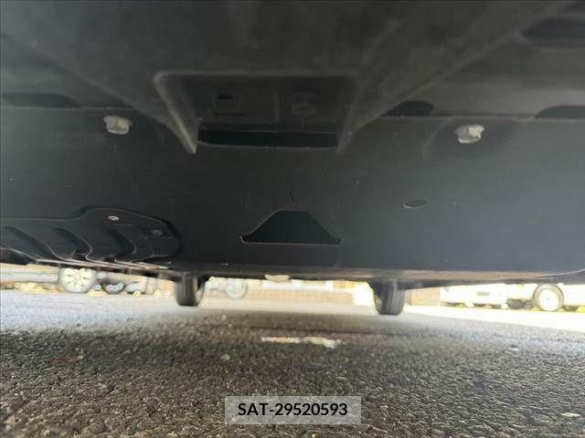 Suzuki SOLIO 2019-08 385104-18