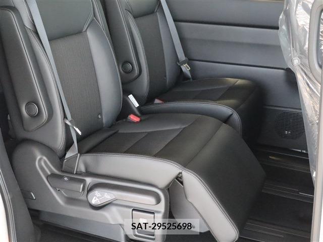 Honda STEP WGN 2024-03 377179-12