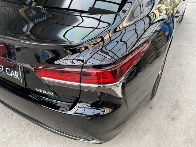 Lexus LS 2018-01 4935-11