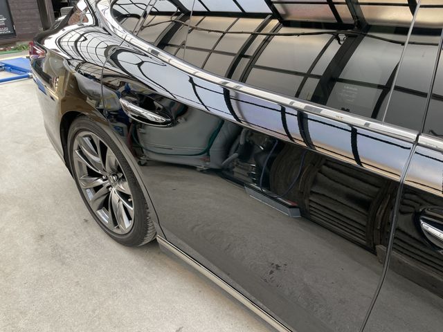 Lexus LS 2018-01 4935-13