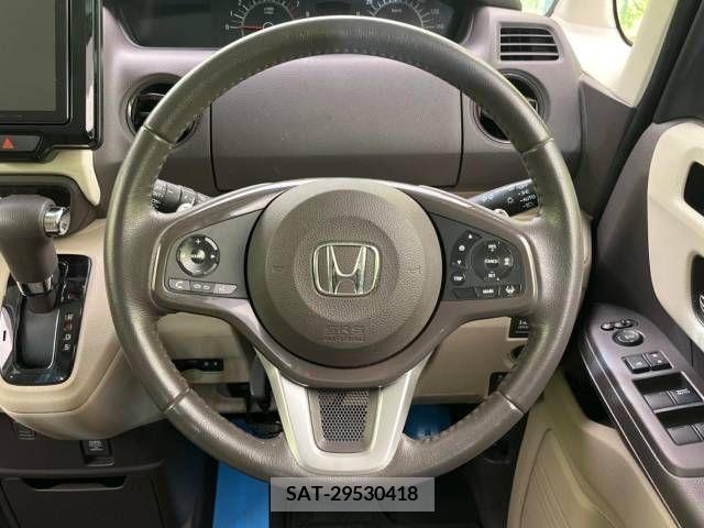 Honda N BOX 2021-02 348375-11