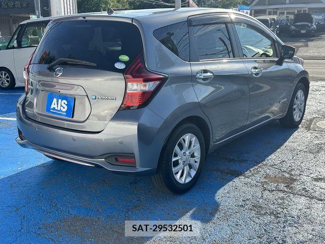Nissan NOTE 2017-09 328342-3