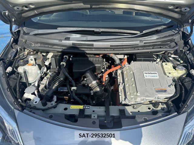 Nissan NOTE 2017-09 328342-7