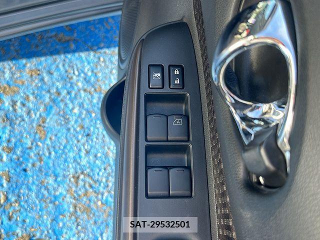 Nissan NOTE 2017-09 328342-14
