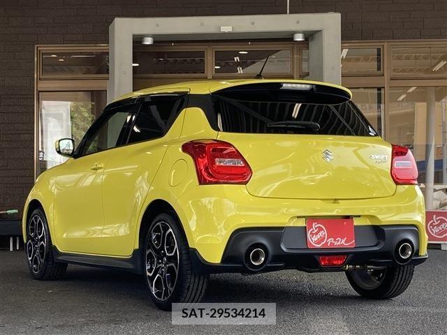 Suzuki SWIFT 2018-04 320800-3