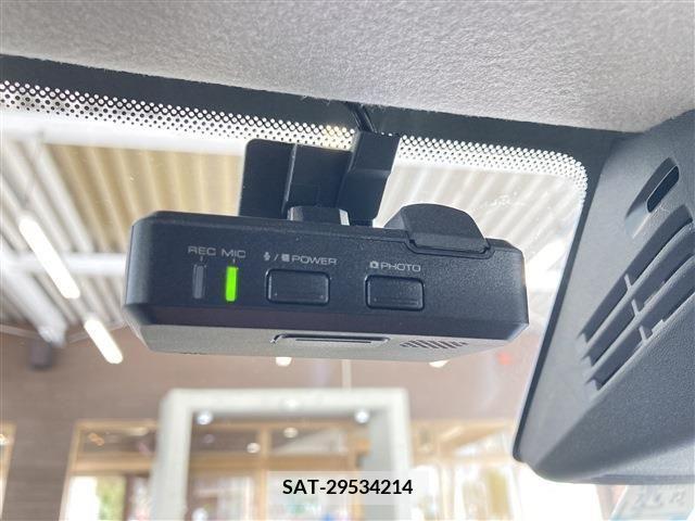 Suzuki SWIFT 2018-04 320800-10