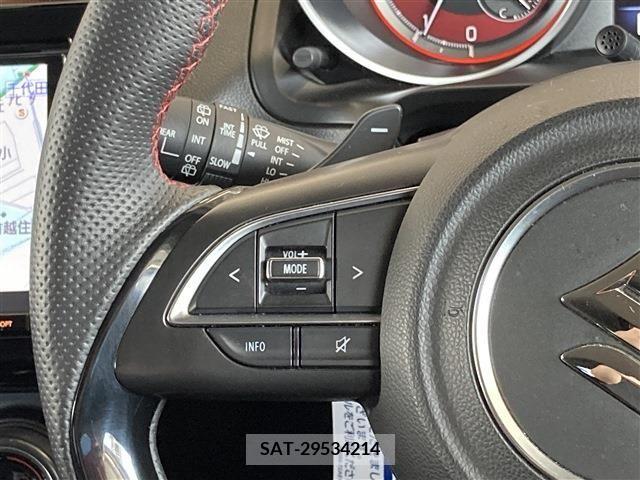 Suzuki SWIFT 2018-04 320800-6