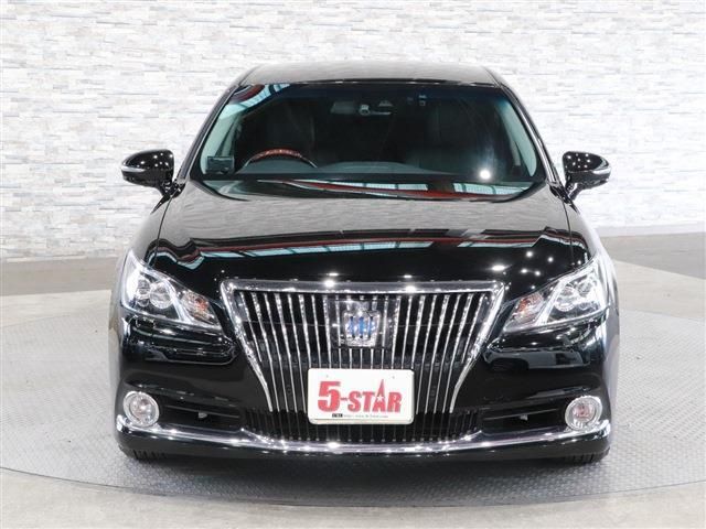 Toyota CROWN MAJESTA 2017-07 20945-5